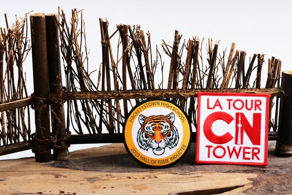 Classic Golden Tiger Head Crest